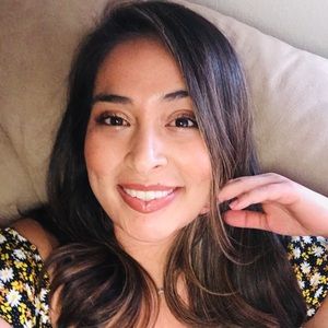 Meet your Posher, Alejandra